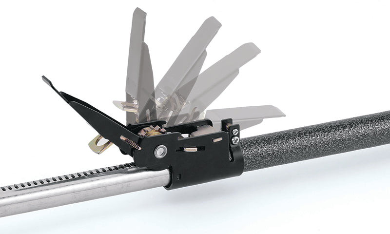 Load image into Gallery viewer, Lund Universal Ratcheting Cargo Bar - Black
