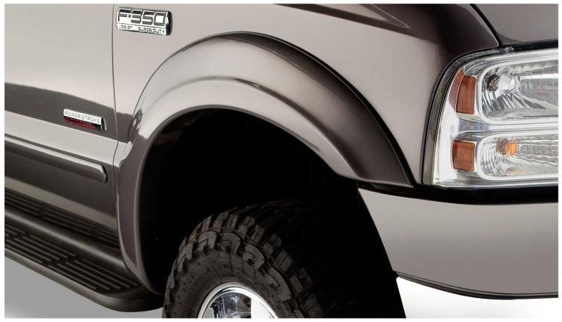 Load image into Gallery viewer, Bushwacker 99-07 Ford F-250 Super Duty Styleside OE Style Flares 4pc - Black
