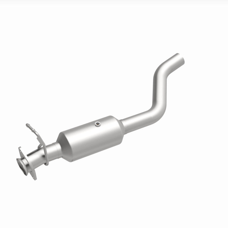 Load image into Gallery viewer, MagnaFlow 22-24 Ford F-650 V8 7.3L Underbody Direct Fit Catalytic Converter
