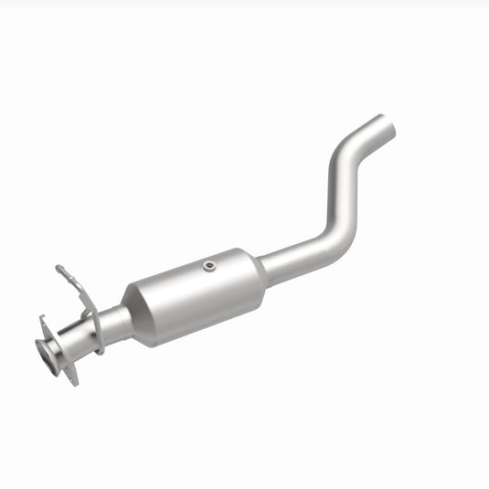 MagnaFlow 22-24 Ford F-650 V8 7.3L Underbody Direct Fit Catalytic Converter