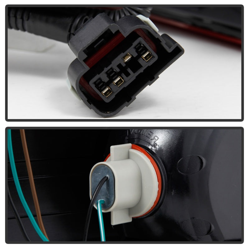 Load image into Gallery viewer, xTune GMC Sierra 07-13 Passenger Side Tail Lights - OEM Right ALT-JH-CSIL07-OE-R
