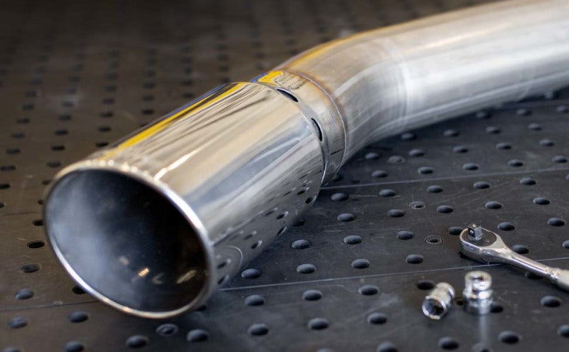 Load image into Gallery viewer, MagnaFlow SYS Cat-Back 2017 Chevrolet Silverado 6.6L Diesel Polished Single Wall 6in Tip
