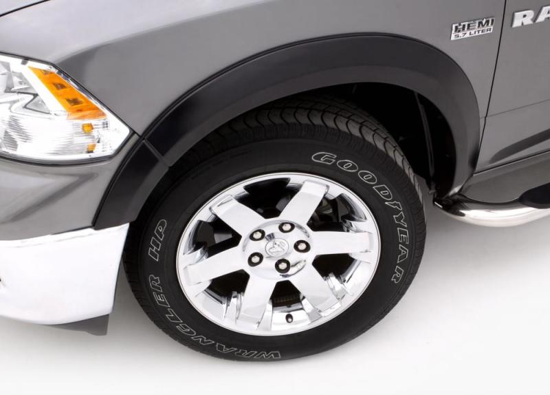 Load image into Gallery viewer, Lund 99-07 Chevy Silverado 1500 SX-Sport Style Smooth Elite Series Fender Flares - Black (4 Pc.)

