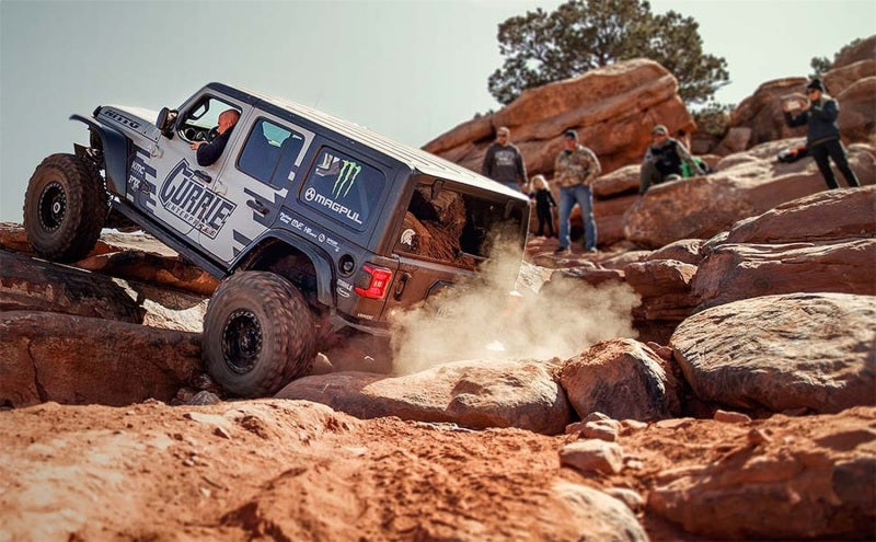 Load image into Gallery viewer, Magnaflow SYS C/B 07-11 Jeep Wrangler V6 3.8L 4dr
