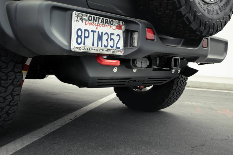 Load image into Gallery viewer, DV8 Offroad 20-22 Jeep Wrangler JL (3.0L Diesel) Rear Diff Skid Plate for Dana 44
