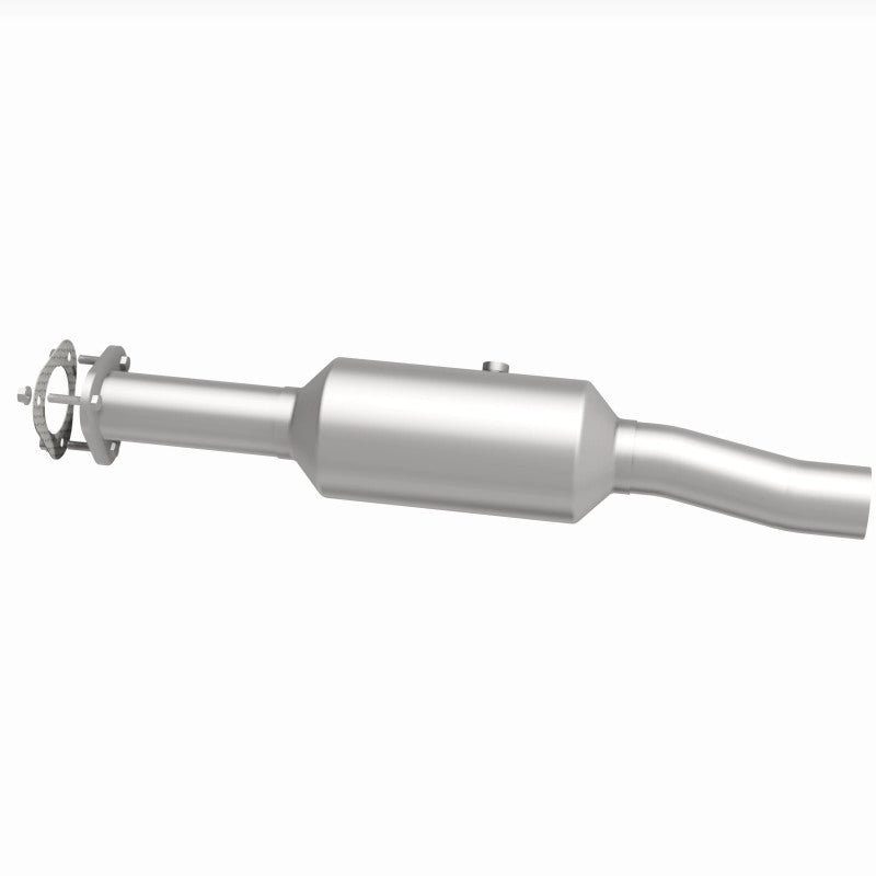 Load image into Gallery viewer, MagnaFlow 16-19 Ford E-450 Super Duty Base V10 6.8L Underbody Direct-Fit Catalytic Converter
