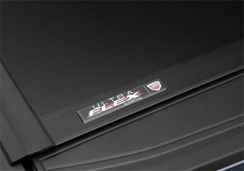 Load image into Gallery viewer, UnderCover 2020 Chevy Silverado 2500/3500 HD 8ft Ultra Flex Bed Cover
