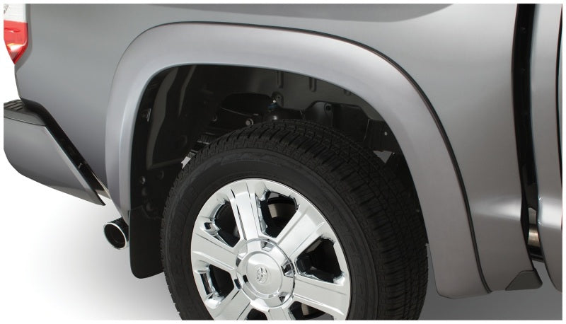 Load image into Gallery viewer, Bushwacker 14-18 Toyota Tundra Fleetside OE Style Flares 2pc 66.7/78.7/97.6in Bed - Black
