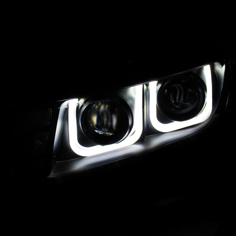 Load image into Gallery viewer, ANZO 2014-2015 Chevrolet Camaro Projector Headlights w/ U-Bar Black
