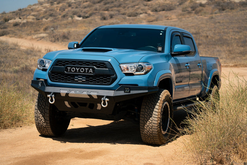 Load image into Gallery viewer, DV8 Offroad 16-23 Toyota Tacoma MTO Series Front Bumper
