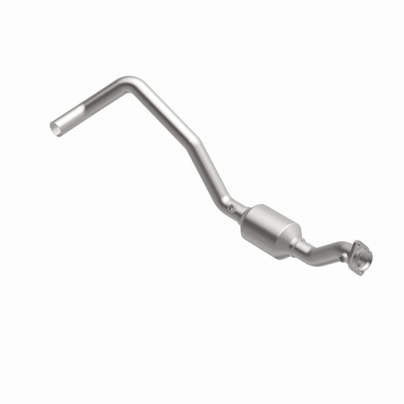 Load image into Gallery viewer, MagnaFlow Conv DF 2005 Dodge Ram 1500 3.7/ 4.7
