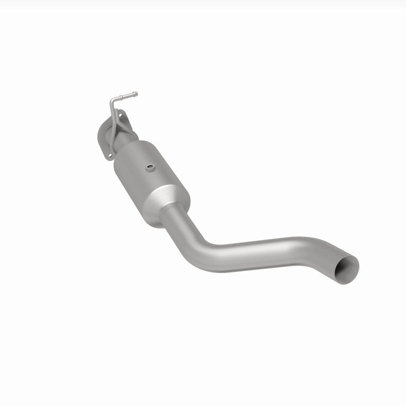 Load image into Gallery viewer, MagnaFlow 22-24 Ford F-650 V8 7.3L Underbody Direct Fit Catalytic Converter
