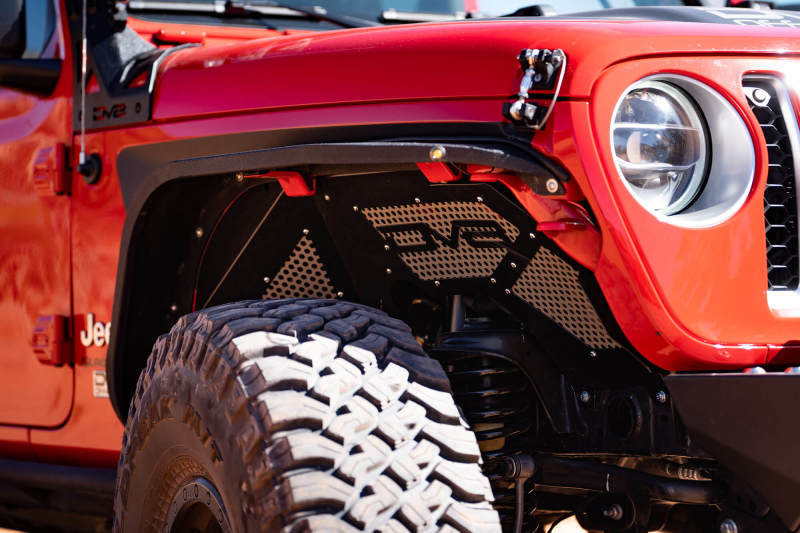 Load image into Gallery viewer, DV8 Offroad 2018+ Jeep Wrangler JL Front Inner Fenders - Black
