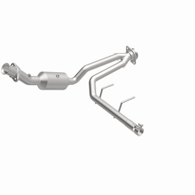 Load image into Gallery viewer, MagnaFlow 18-20 Ford F-150 V6 3.3L Right Underbody Direct-Fit Catalytic Converter
