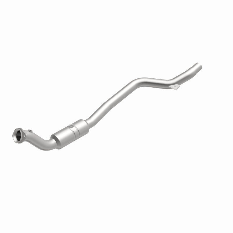 Load image into Gallery viewer, MagnaFlow 11-14 Chrysler 300 / Dodge Challenger/Charger 3.6L Direct Fit Catalytic Converter
