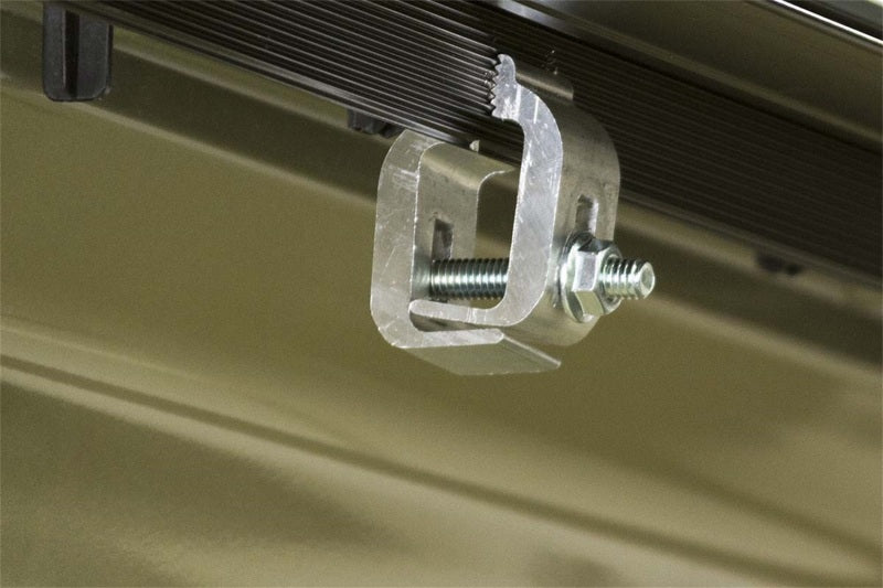 Load image into Gallery viewer, Access Lorado 01-05 Chevy/GMC Full Size 6ft 6in Composite Bed (Bolt On) Roll-Up Cover
