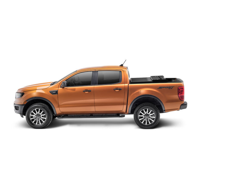 Load image into Gallery viewer, Extang 2019 Ford Ranger (5ft) Solid Fold 2.0
