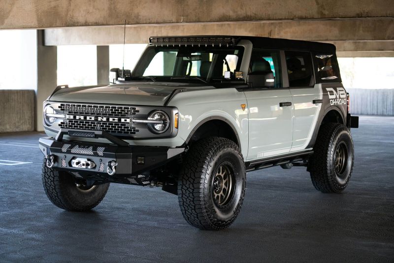Load image into Gallery viewer, DV8 Offroad 2021+ Ford Bronco Front Bumper Winch Capable w/ Optional Bull Bar/Aux Light Opening

