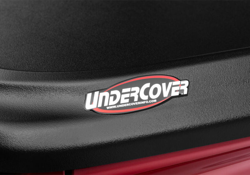 Load image into Gallery viewer, UnderCover 19-20 Chevy Silverado 1500 6.5ft SE Bed Cover - Black Textured

