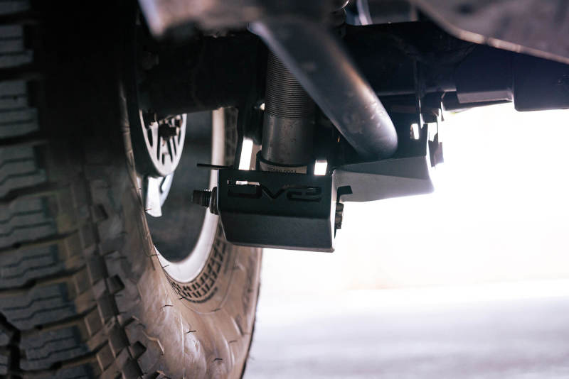 Load image into Gallery viewer, DV8 Offroad 2021-2022 Ford Bronco Rear Shock Guard Skid Plates
