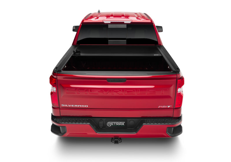 Load image into Gallery viewer, Retrax 19-22 GM Silverado / Sierra 1500 5ft. 8in. Bed RetraxONE MX
