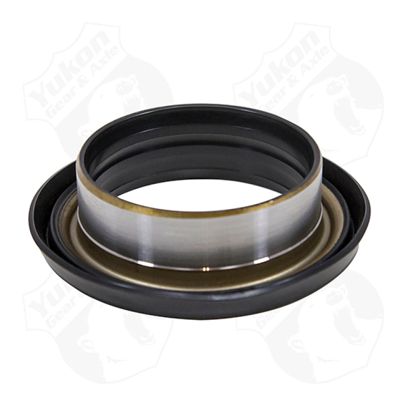 Load image into Gallery viewer, Yukon Gear Adapter Sleeve for GM 11.5in/10.5in 14 Bolt Truck Yokes to use Triple Lip Pinion Seal
