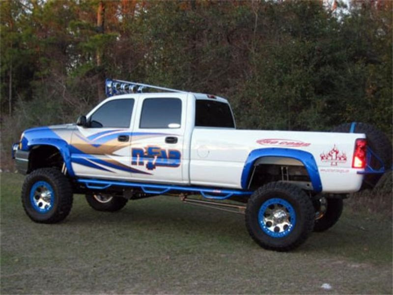 Load image into Gallery viewer, N-Fab Nerf Step 01-06 Chevy-GMC 1500/2500/3500 Crew Cab 8ft Bed - Gloss Black - Bed Access - 3in
