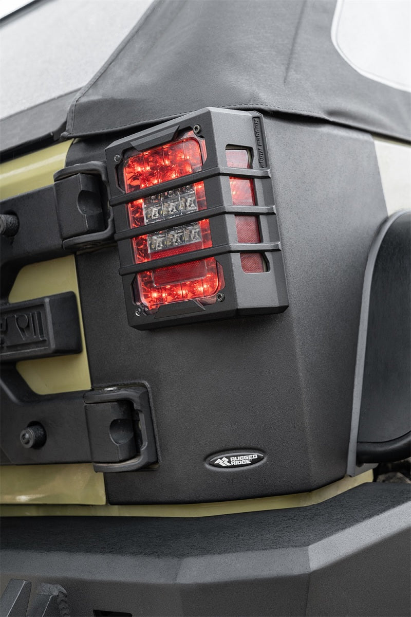 Load image into Gallery viewer, Rugged Ridge Rear Corner Kit Body Armor 4-Door 07-18 Jeep Wrangler JKU
