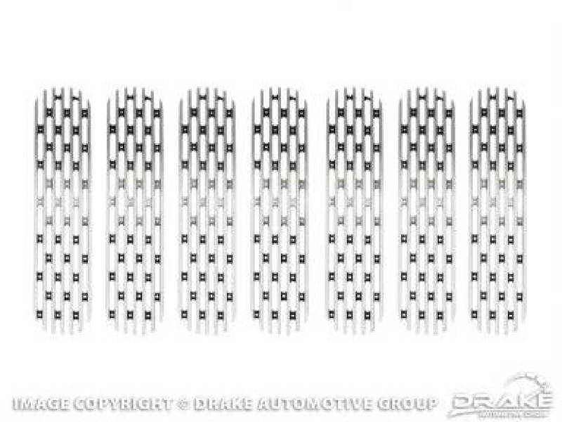 Load image into Gallery viewer, DV8 Offroad 2007-2018 Jeep JK Polished Grille Inserts
