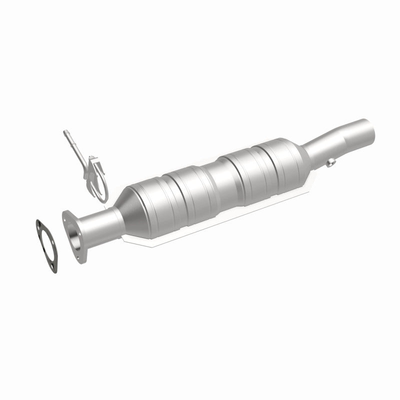 Load image into Gallery viewer, Magnaflow Conv DF 07-08 E-350 Super Duty 5.4 &amp; 6.8 L OEM Underbody
