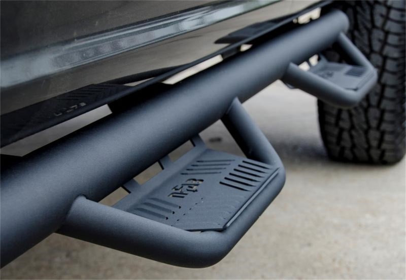 Load image into Gallery viewer, N-Fab Podium LG 17-18 Ford F-250/F-350 Super Duty SuperCab - Tex. Black - Cab Length - 3in
