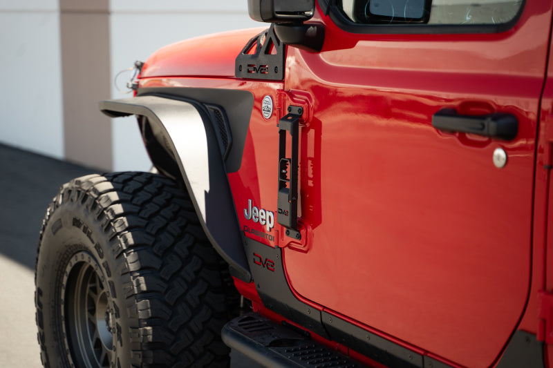 Load image into Gallery viewer, DV8 Offroad 07-23 Jeep Gladiator/Wrangler JT/JK/JL Hinge Mounted Step
