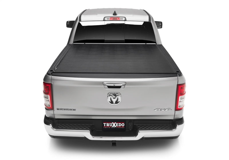 Load image into Gallery viewer, Truxedo 19-20 Ram 1500 (New Body) w/o Multifunction Tailgate 6ft 4in Sentry Bed Cover
