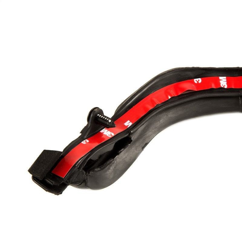 Load image into Gallery viewer, Omix Weatherstrip Hardtop to Freedom Panel- 11-18 JKU
