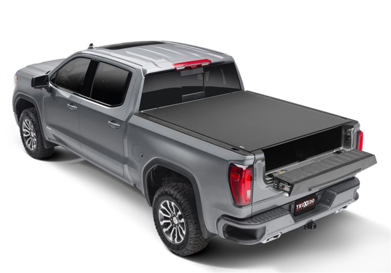 Load image into Gallery viewer, Truxedo 19-20 GMC Sierra &amp; Chevrolet Silverado 1500 (New Body) w/o Tailgate 5ft 8in Pro X15 BedCover

